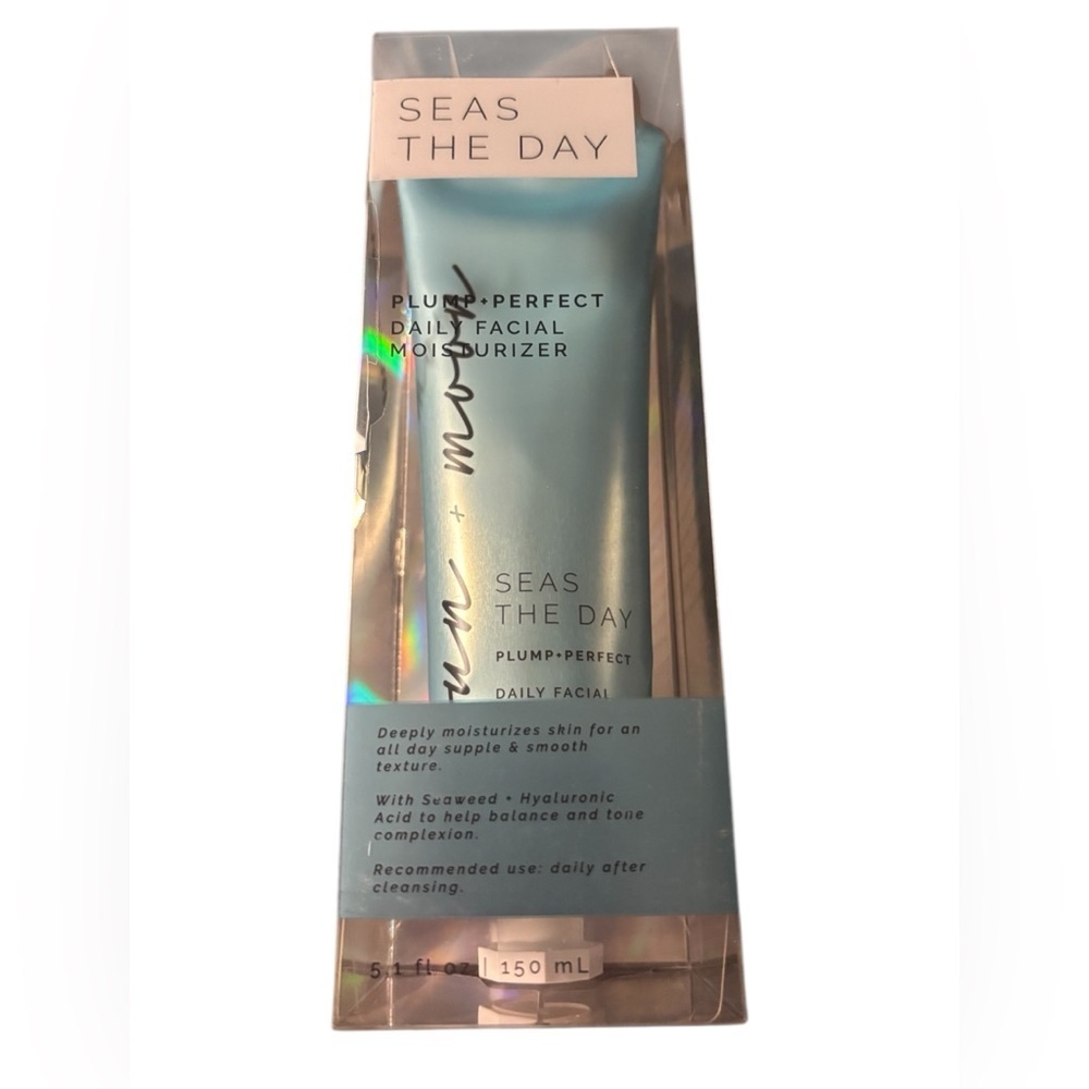 Sun + Moon Seas The Day Plump Perfect Daily Facial Moisturizer 5.1 fl oz